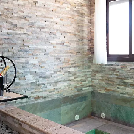 Loft Abanderao Piscina Y Jacuzzi Tatil Evi