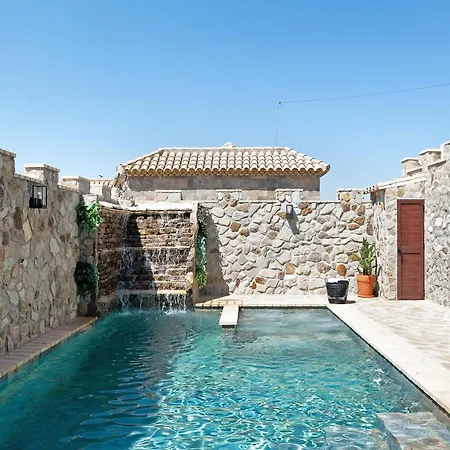 Loft Abanderao Piscina Y Jacuzzi Tatil Evi